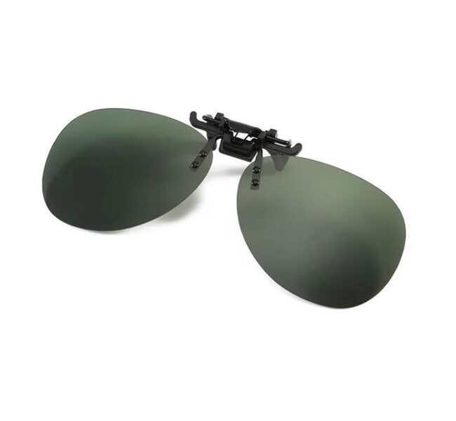 Saulesbrilles Polarizētas "POLICE" tumši zaļas, pieliekamas, Saulesbriļļu lēcas